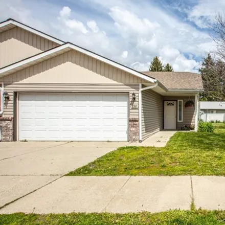 Buy this 3 bed house on 755 Sapphire Court in Sandpoint, ID 83864