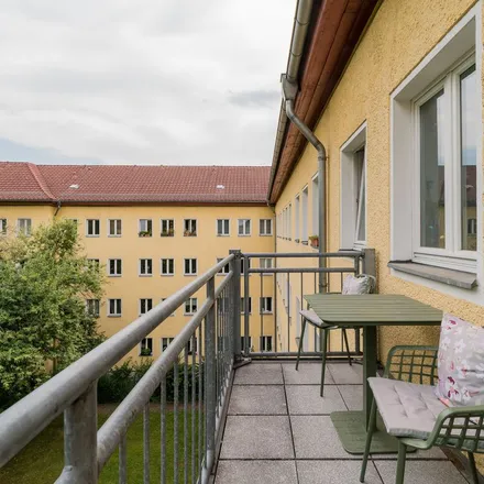 Rent this 2 bed apartment on Sültstraße 52 in 10409 Berlin, Germany