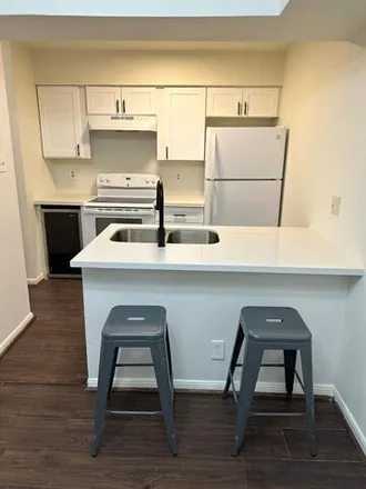 Buy this 1 bed condo on 713 Thicket Lane in Houston, TX 77079