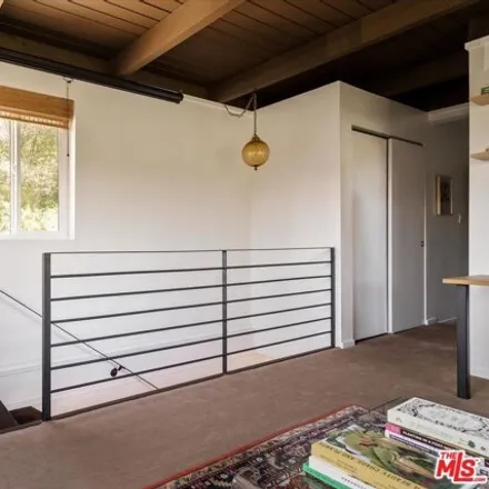 Image 8 - 670 Quail Drive, Los Angeles, CA 90065, USA - House for sale