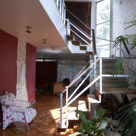 Rent this 4 bed house on Avenida Itacira 1273 in Mirandópolis, São Paulo - SP