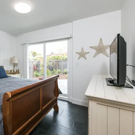 Rent this 4 bed house on Aptos Beach Drive in Rio del Mar, Santa Cruz County