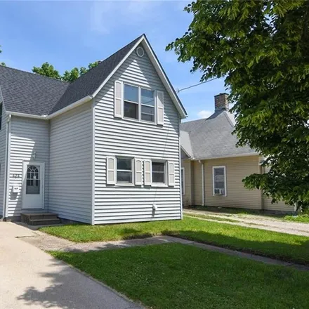 Buy this 3 bed house on 424 East Granger Avenue in Des Moines, IA 50315