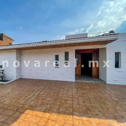 Buy this 4 bed house on Circuito Ingenieros 40 in 53100 Ciudad Satélite, MEX