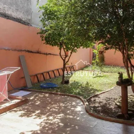 Buy this 3 bed house on Rua Dez Jn in Rio Claro, Rio Claro - SP