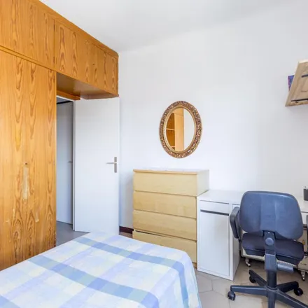 Image 8 - Carrer de Viladomat, 267 B, 08029 Barcelona, Spain - Apartment for rent