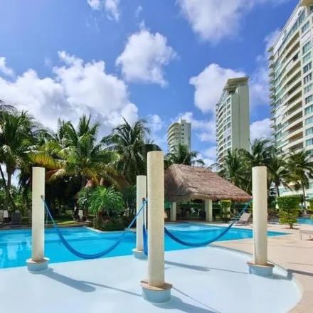Buy this studio apartment on Avenida Bonampak in Smz 3, 77500 Cancún