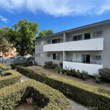 Image 1 - 9075 Cedros Avenue, Los Angeles, CA 91402, USA - Apartment for sale
