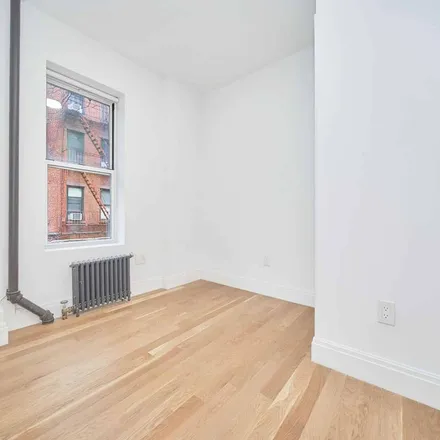 Image 7 - 42 Grove Street, New York, NY 10014, USA - Apartment for rent