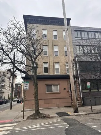 Buy this 3 bed condo on 560 4th Street in Hoboken, NJ 07030