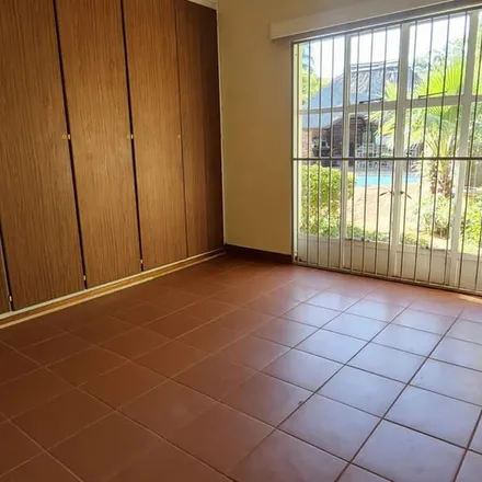 Image 6 - 84 Piet Low Street, Lynnwood Ridge, Gauteng, 0041, South Africa - Apartment for rent