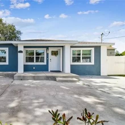 Buy this 4 bed house on 604 North Bradford Avenue in Tampa, FL 33609