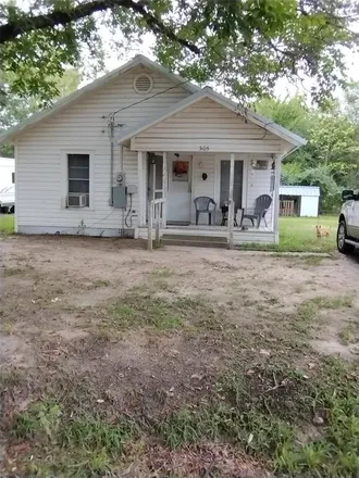 Buy this 2 bed house on 305 Lewis Street in Grand Saline, Van Zandt County