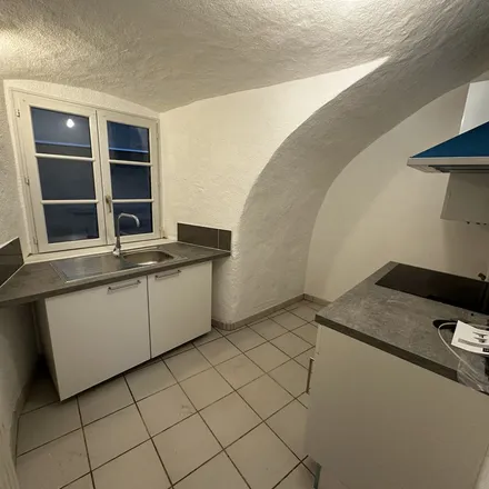 Image 7 - 9 Rue du Marché, 43100 Brioude, France - Apartment for rent