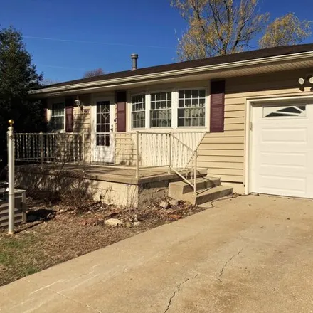 Buy this 3 bed house on 402 Holly Lane in Newton, KS 67114