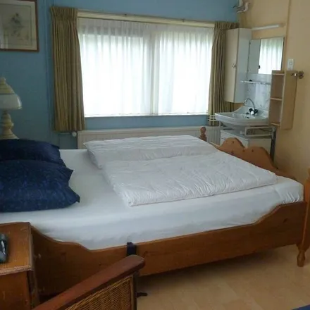 Rent this 3 bed house on 4371 PC Koudekerke