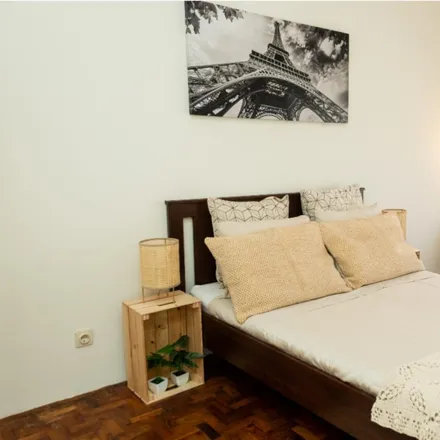 Rent this 2 bed apartment on Centro Comercial Nevada in Estrada Benfica, 1500-108 Lisbon