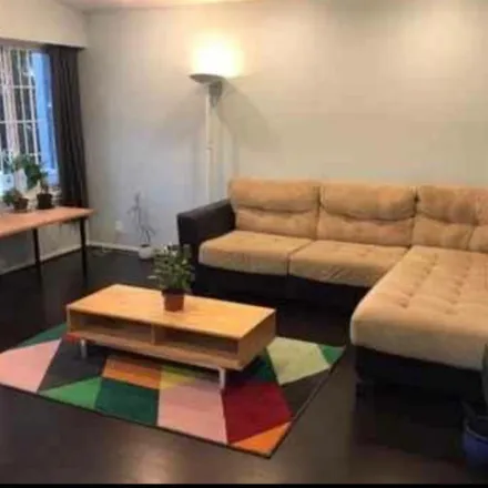 Image 3 - East 17th Avenue, Vancouver, BC, Canada - Room for rent