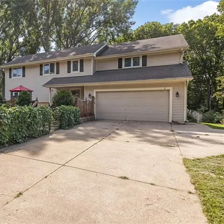 Image 2 - 3712 Southwest 33rd Street, Des Moines, IA 50321, USA - House for sale