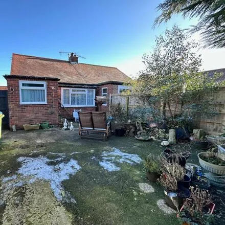 Image 7 - Bempton Oval, Bridlington, YO16 7HW, United Kingdom - House for sale