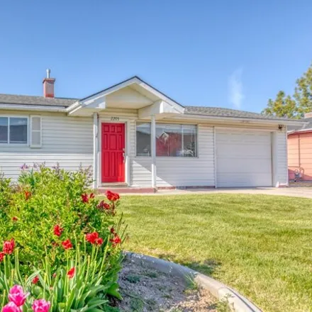 Buy this 3 bed house on 2231 East Beech Street in Caldwell, ID 83605