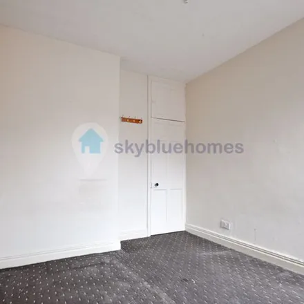 Rent this 3 bed apartment on Devana Road in Leicester, LE2 1PL