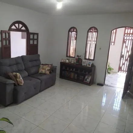 Rent this 4 bed house on Bar da Dadau in Rua Heide Carneiro, Trobogy