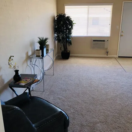 Image 4 - 1235 Brookdale Avenue, Mountain View, CA 94040, USA - Apartment for rent
