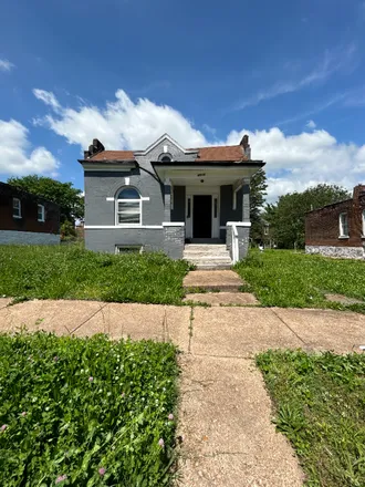 Rent this 2 bed house on 4015 N Taylor Ave