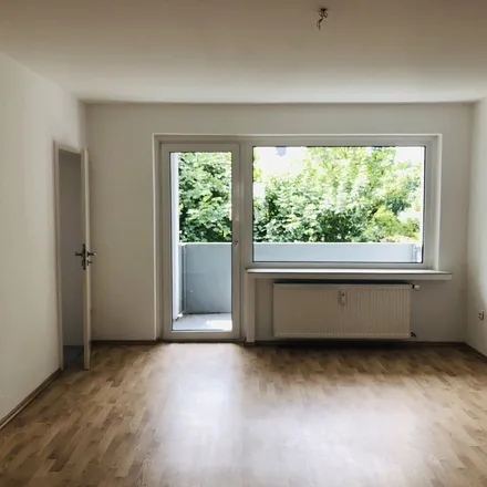 Rent this 3 bed apartment on Rademachers Weg 36 in 59425 Unna, Germany