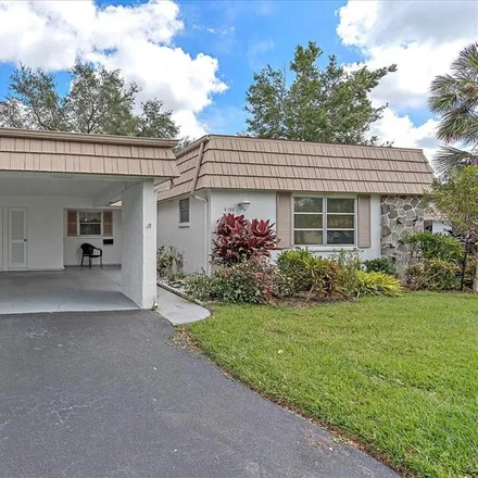Buy this 2 bed house on 2715 Riverbluff Court in Sarasota County, FL 34231