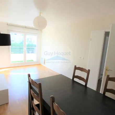 Rent this 2 bed apartment on 1 bis Rue Chevreul in 94600 Choisy-le-Roi, France