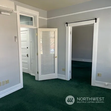 Rent this studio house on The Tribune Building in West Meeker, Puyallup