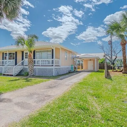 Buy this 2 bed house on 10 Nassau Drive in Rockport, TX 78382