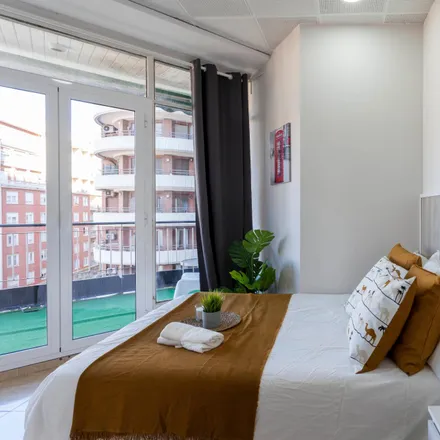 Image 2 - Colors, Plaça de Sant Agustí, 46002 Valencia, Spain - Room for rent