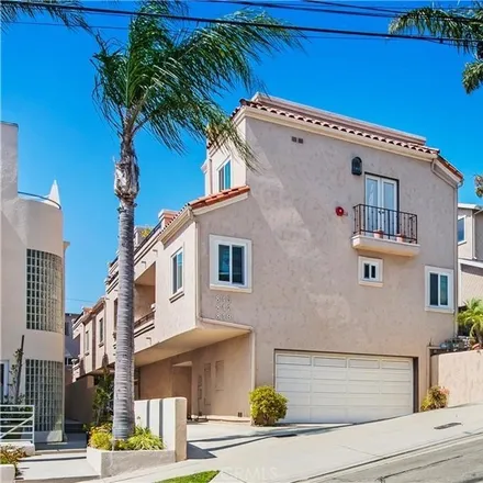 Buy this 3 bed townhouse on Heatwave Window Tint in 15th Street, Hermosa Beach