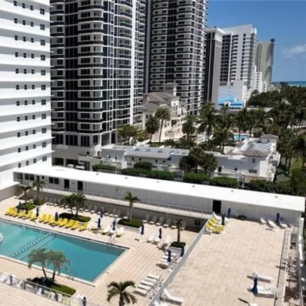 Image 9 - Mimosa, 4747 Collins Avenue, Miami Beach, FL 33140, USA - Condo for sale