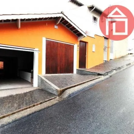 Buy this 3 bed house on Rua São Cristóvão in Vila Aparecida, Bragança Paulista - SP