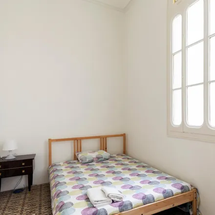 Rent this 3 bed room on Fundació Enric Miralles in Passatge de la Pau, 08001 Barcelona