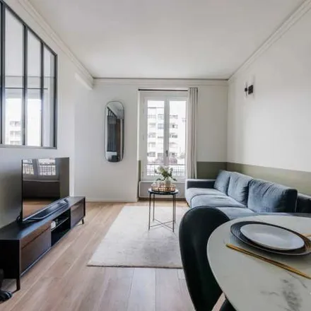 Rent this 1 bed apartment on 118 Rue du Château in 92100 Boulogne-Billancourt, France