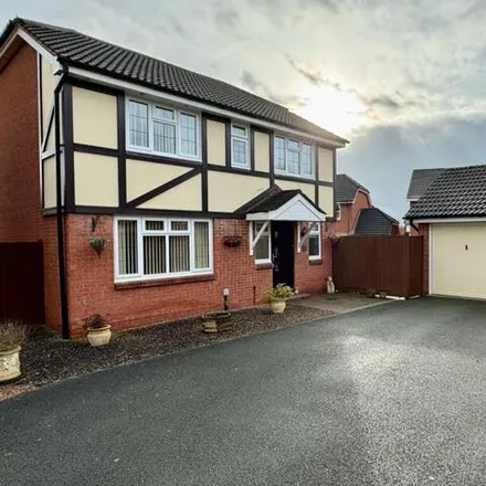 Buy this 4 bed house on Muirfield Close in Munstone, HR1 1QB