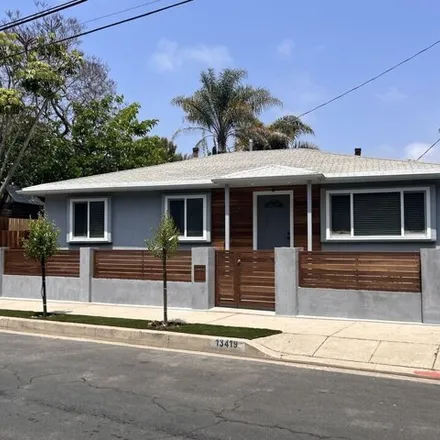 Rent this 3 bed house on 13435 Zanja Street in Los Angeles, CA 90291