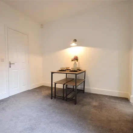 Image 3 - Barlow Moor Court, Manchester, M20 2UU, United Kingdom - Apartment for rent
