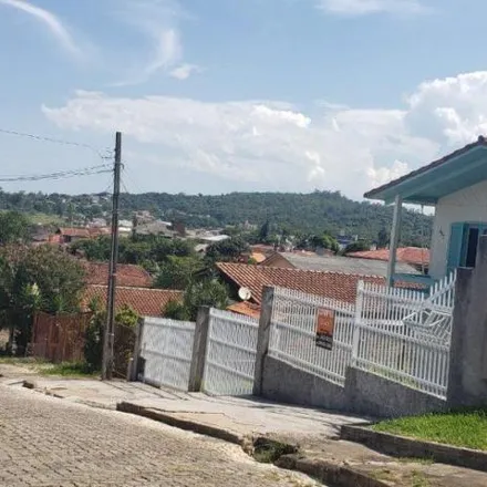 Buy this 2 bed house on Rua São Pedro in Próspera, Criciúma - SC