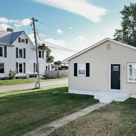 Buy this 3 bed house on North 2nd Street in Frankfort, Ross County