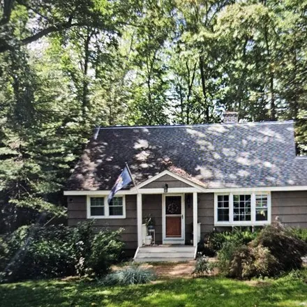 Buy this 4 bed house on 11 Knollwood Circle in Simsbury, CT 06070
