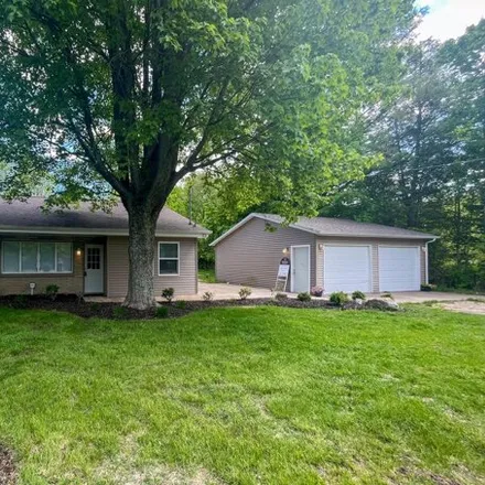 Buy this 3 bed house on 70790 M-43 in South Haven Charter Township, MI 49090