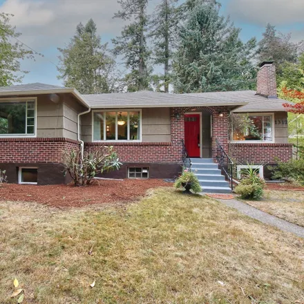 Buy this 3 bed house on 1317 Southwest Taylors Ferry Road in Portland, OR 97219