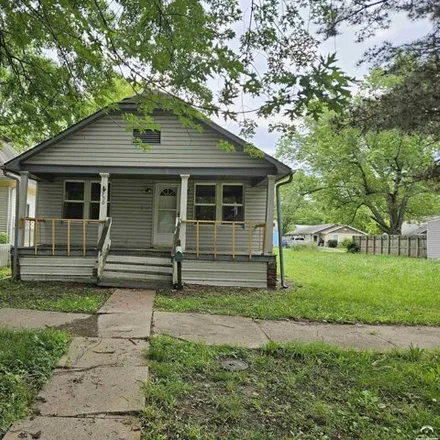 Buy this 2 bed house on 784 South Locust Street in Ottawa, KS 66067