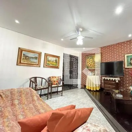 Buy this 5 bed house on Rua das Camélias 900 in Mirandópolis, São Paulo - SP